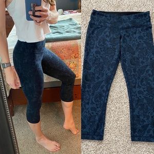 Lululemon cropped leggings